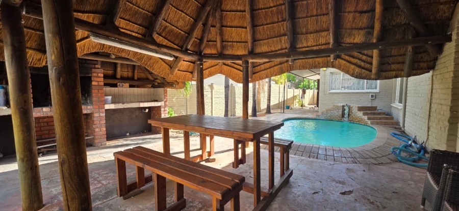 3 Bedroom Property for Sale in Middelpos Northern Cape